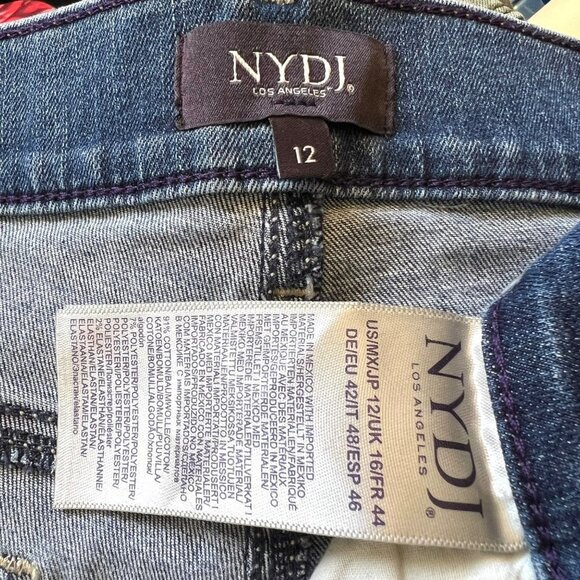NWOT NOT YOUR DAUGHTERS JEANS NYDJ  BRIELLA 11” DENIM SHORTS SIZE 12 - Picture 7 of 7